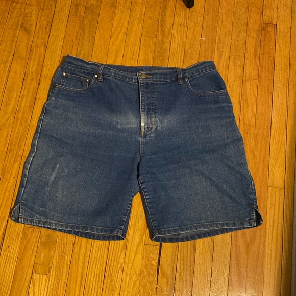 Tradition Denim shorts size 12 - Picture 2 of 10